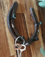Load image into Gallery viewer, Genuine Horse Shoe Key Holder