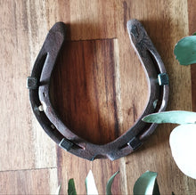 Load image into Gallery viewer, Genuine Horse Shoe Key Holder