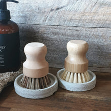 Load image into Gallery viewer, Pot Brush and Drainer Set