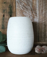 Load image into Gallery viewer, Ribbed Egg Vase - Chalk
