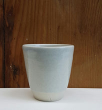 Load image into Gallery viewer, Eggshell blue beaker
