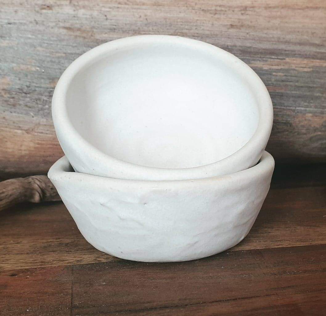 Mini Bowls with Pouring Spout - Textured Chalk